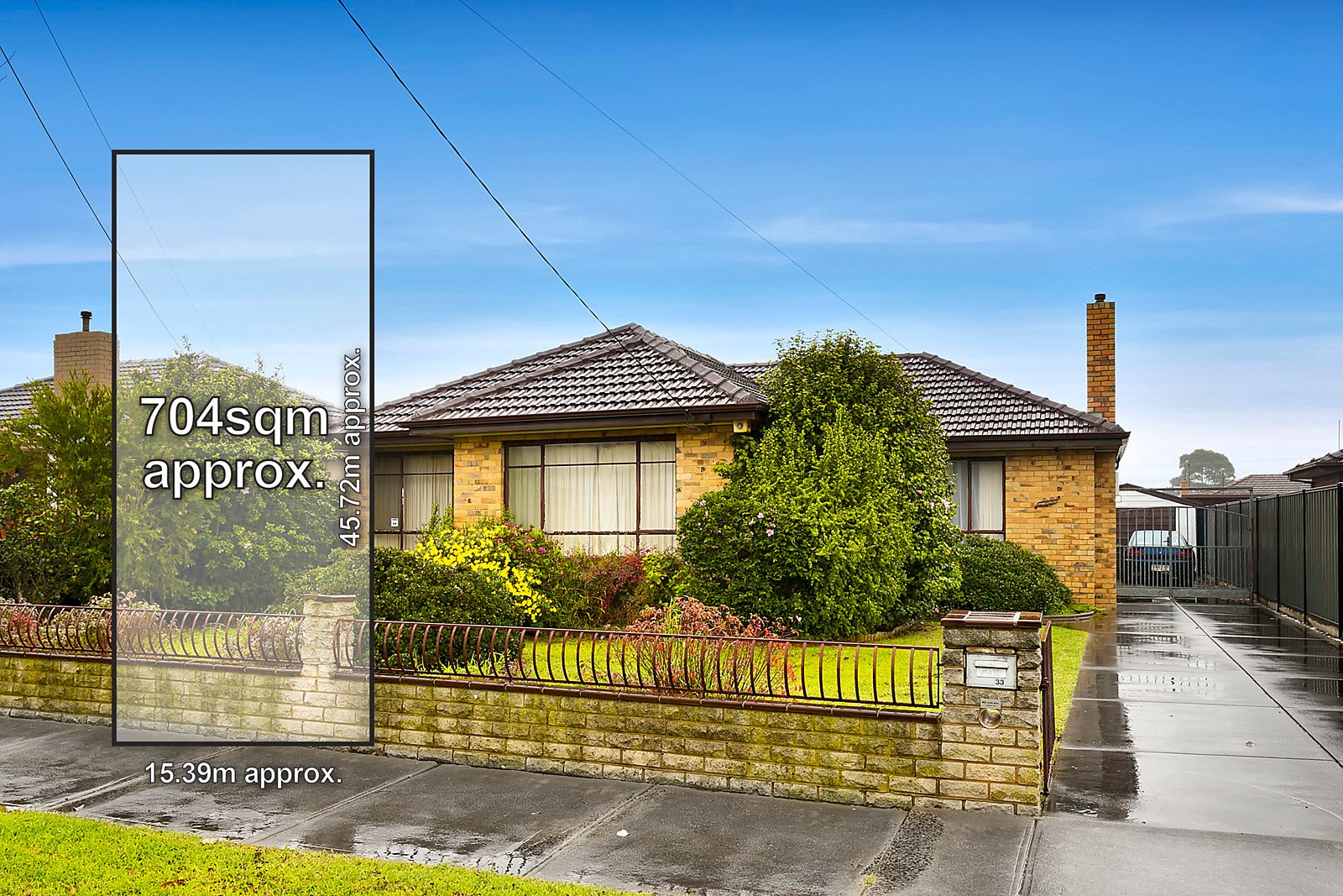 33 Wood Street, Avondale Heights VIC 3034