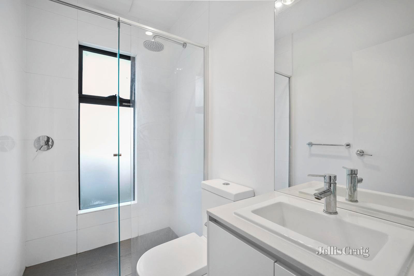 3/30 Blenheim Road, Newport image 6