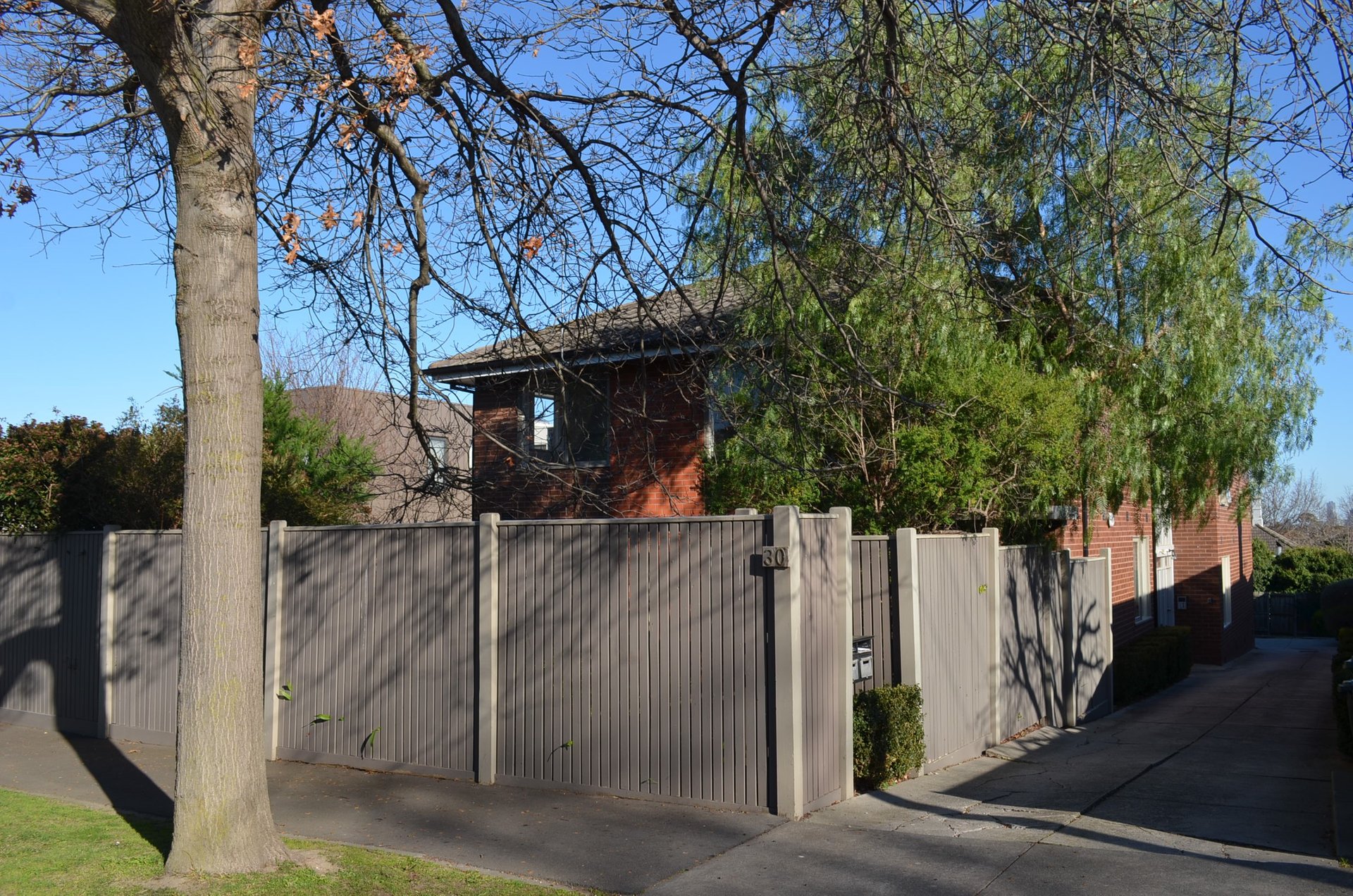 3/30 Clive Road, Hawthorn East image 1