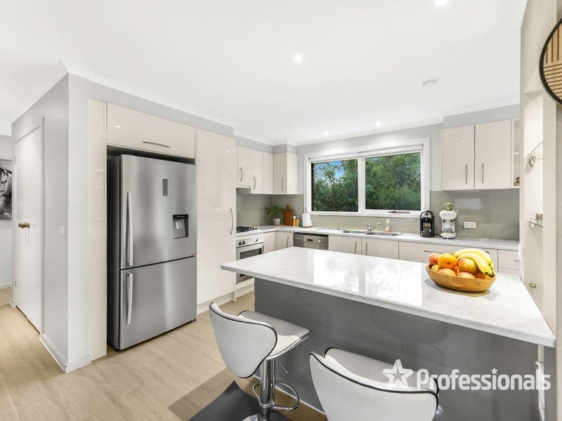 3/30 Iris Crescent, Boronia image 5