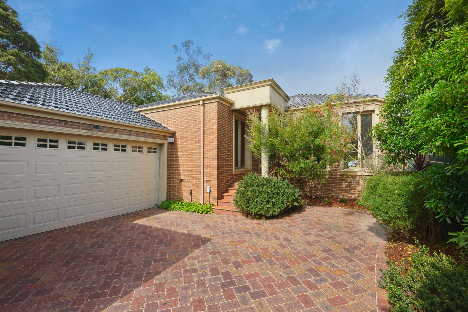 3/30 Kireep Road, Balwyn image 1