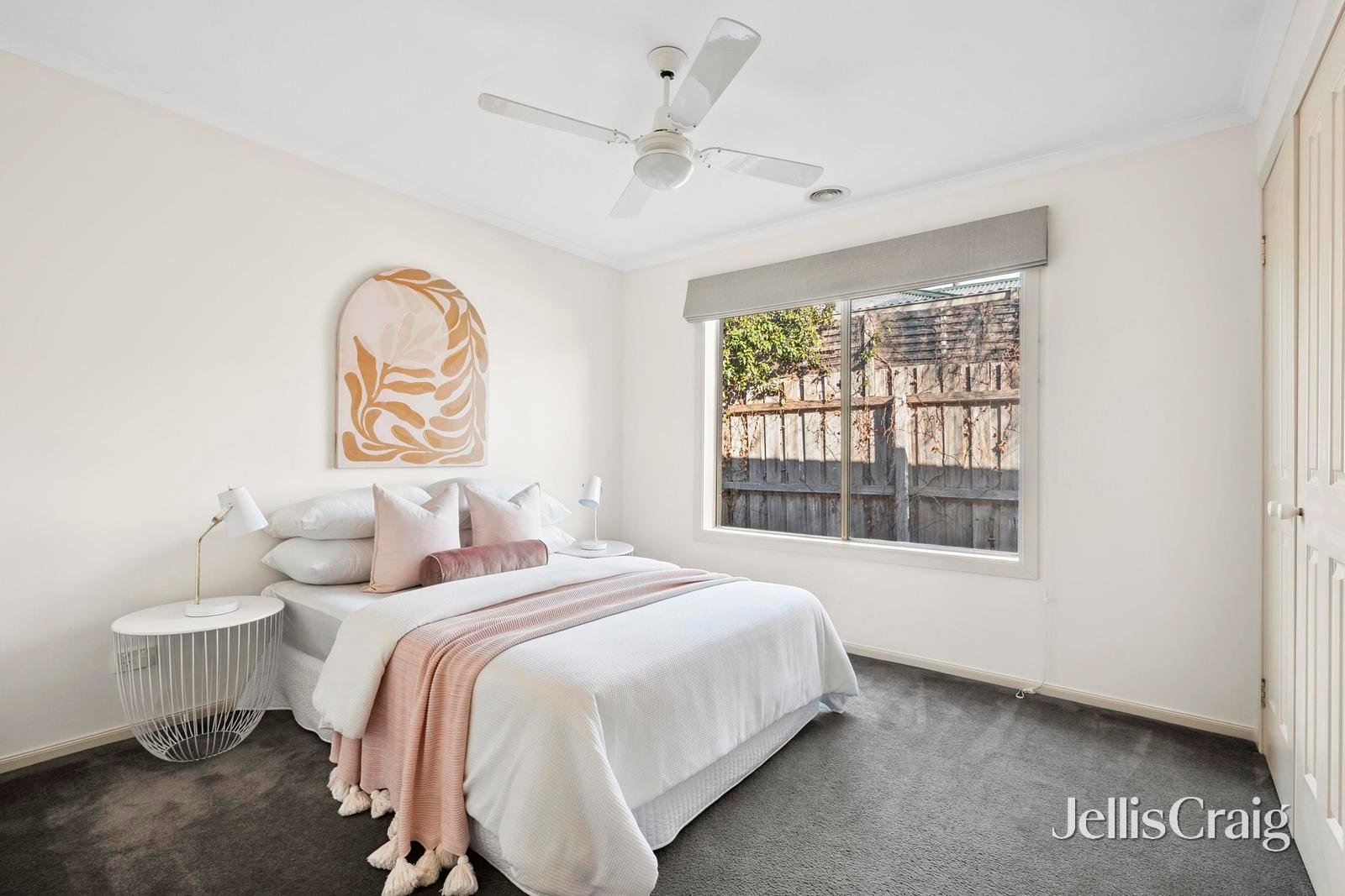 3/30 Logan Street, Hamlyn Heights image 9