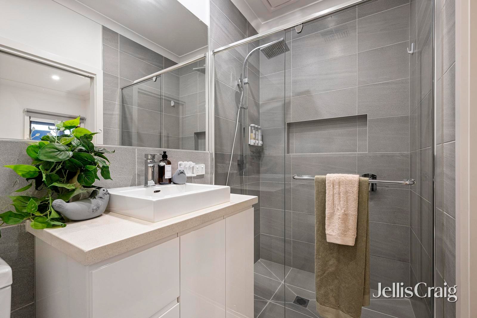 3/30 Monomeith Street, Mooroolbark image 11
