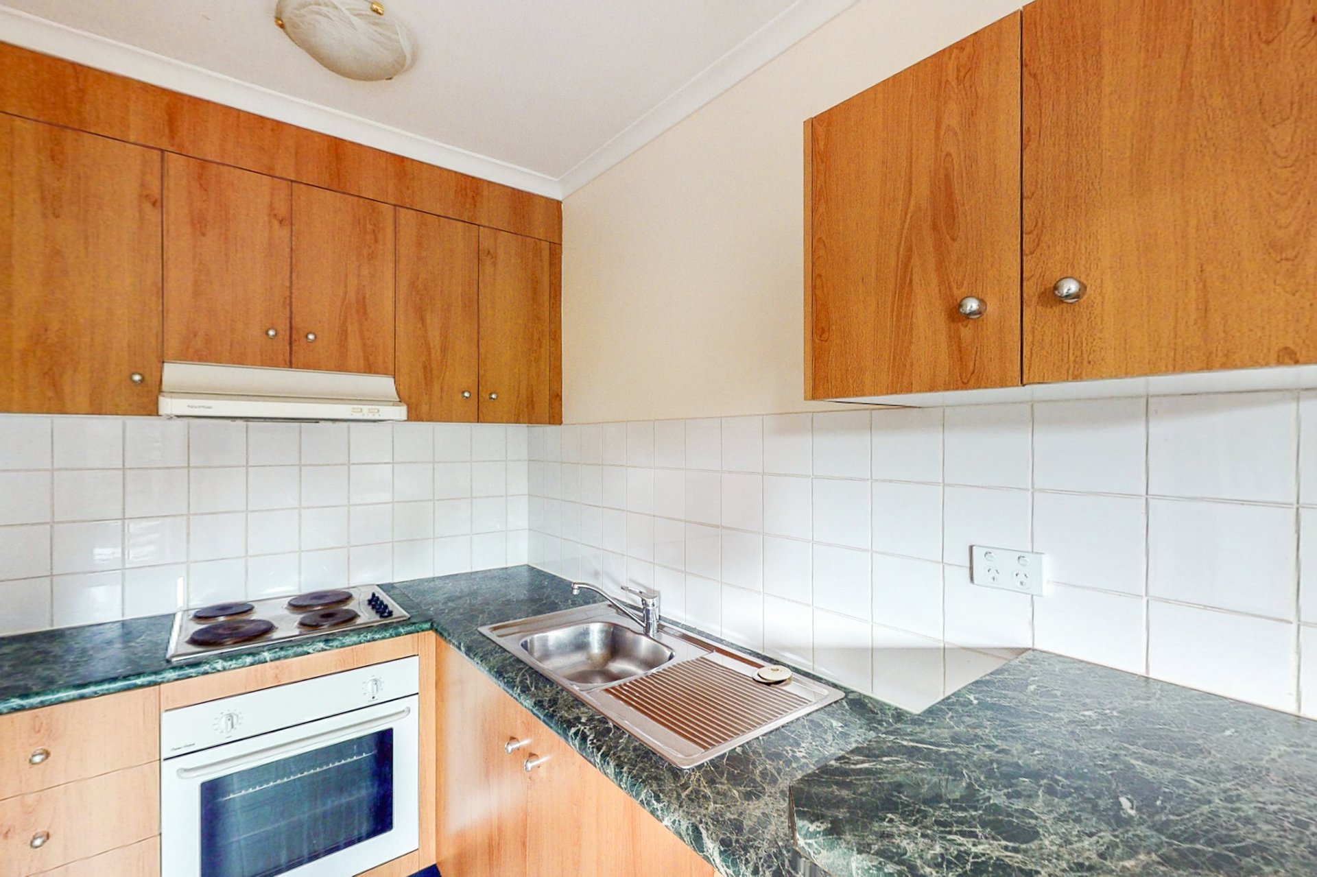 3/30 Moonya Road, Carnegie image 2