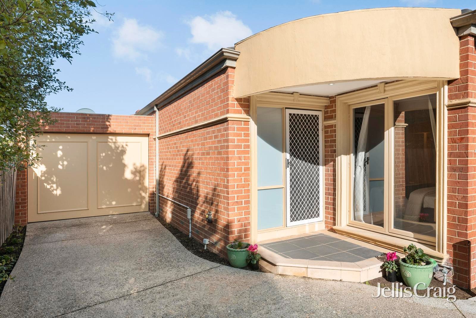 3/30 Neville Street, Carnegie image 1