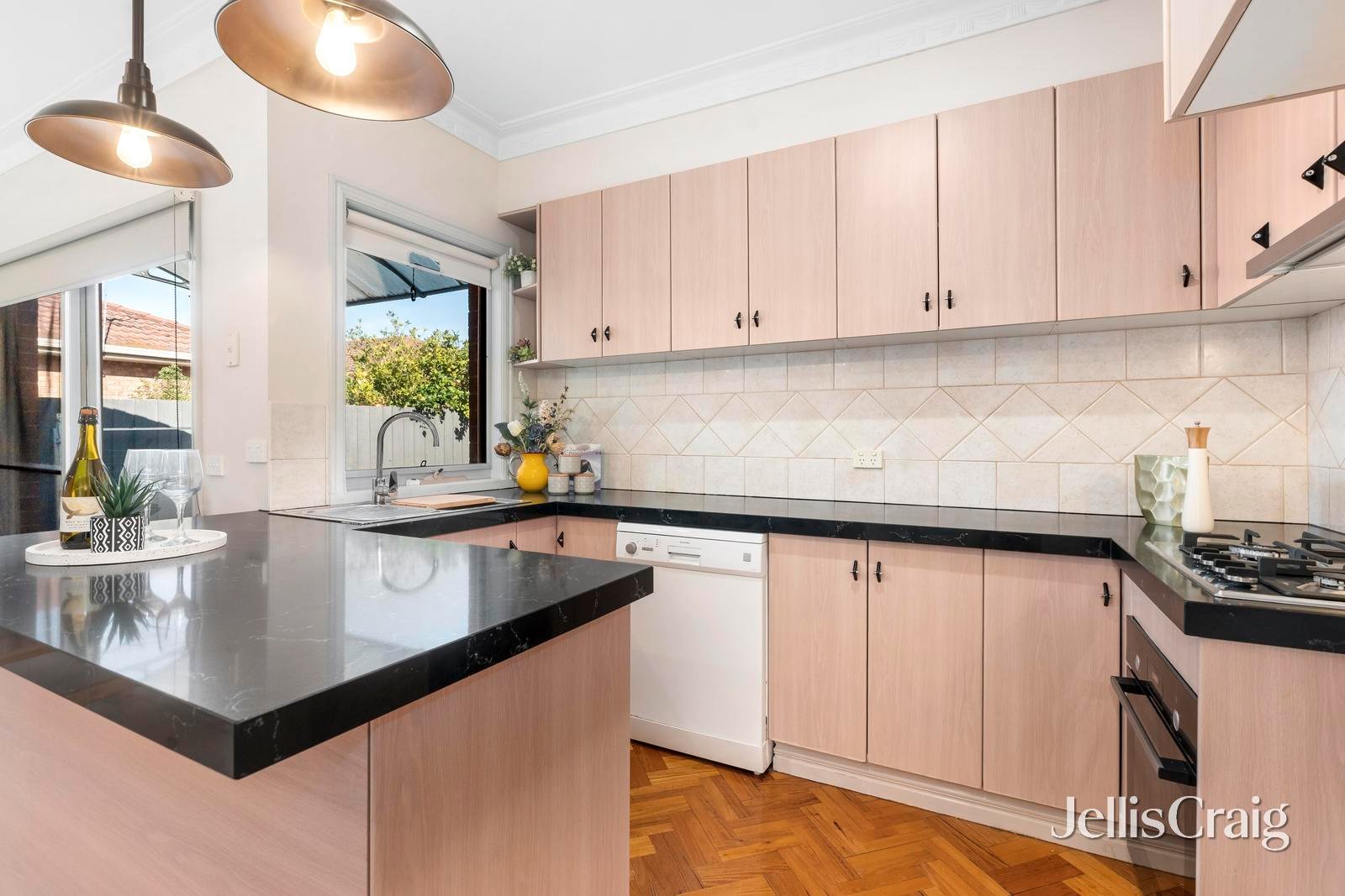 3/30 Neville Street, Carnegie image 4