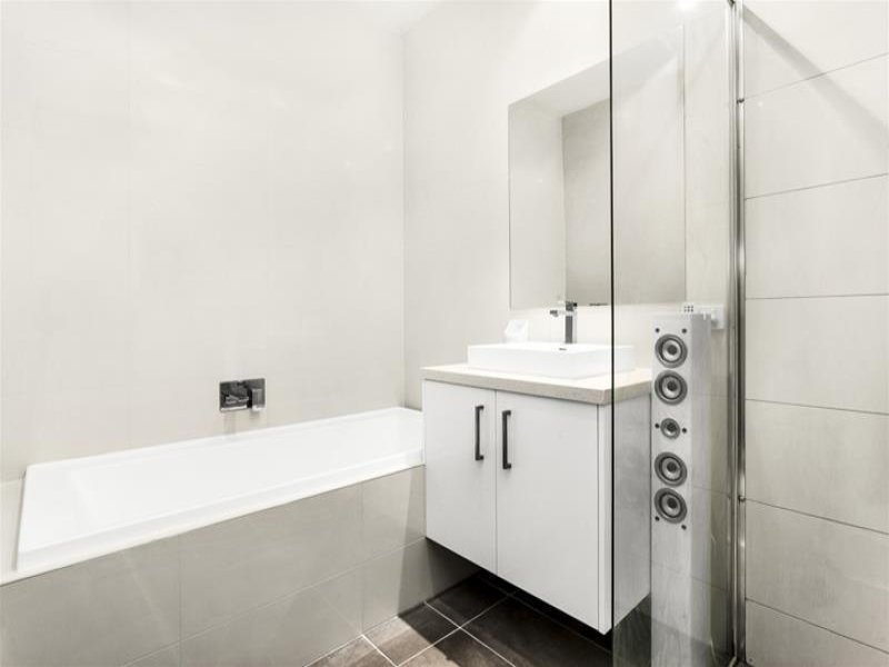 3/30 Regent Street, Camberwell image 5