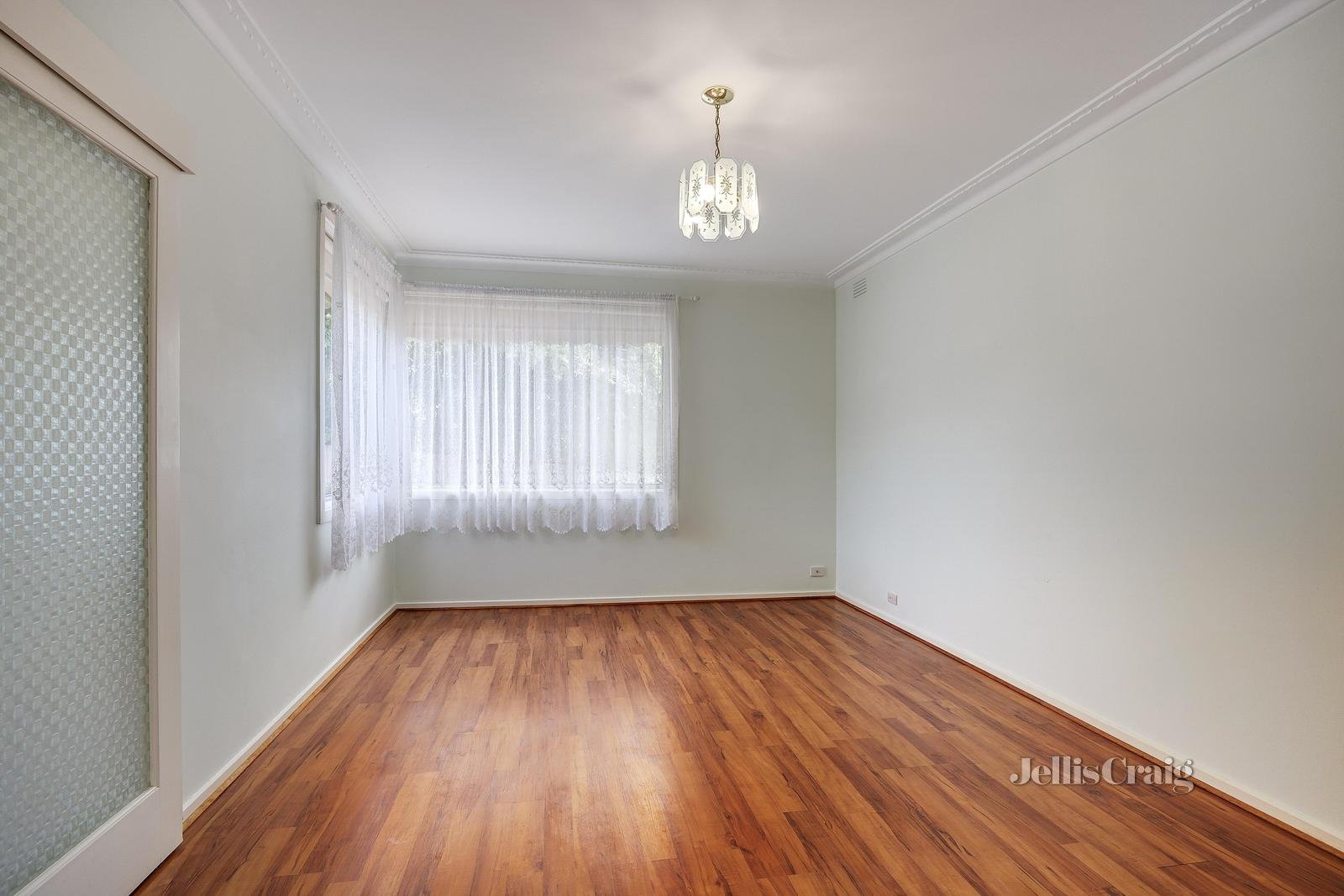 3/30 Simpsons Road, Box Hill image 2