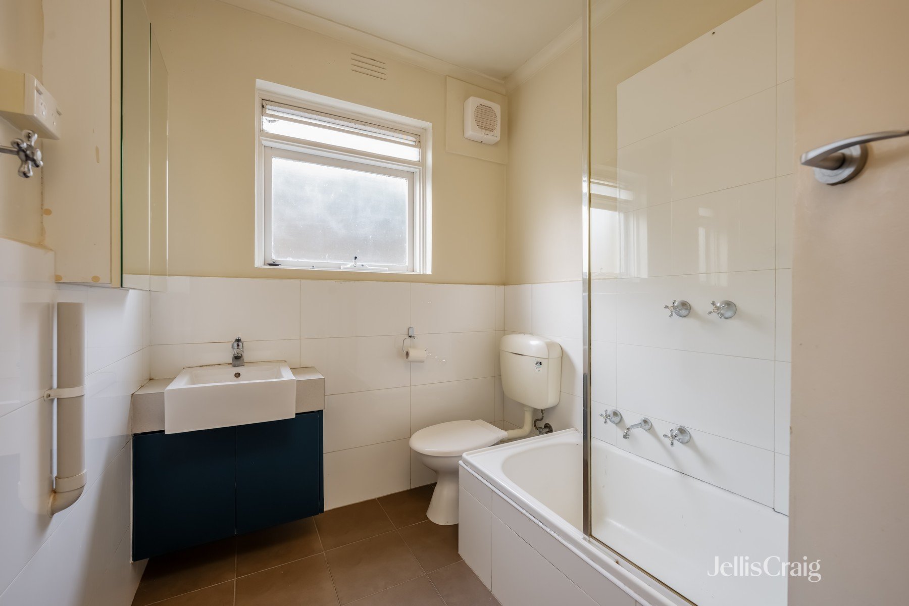 3/304 Tooronga Road, Glen&nbsp;Iris image 5