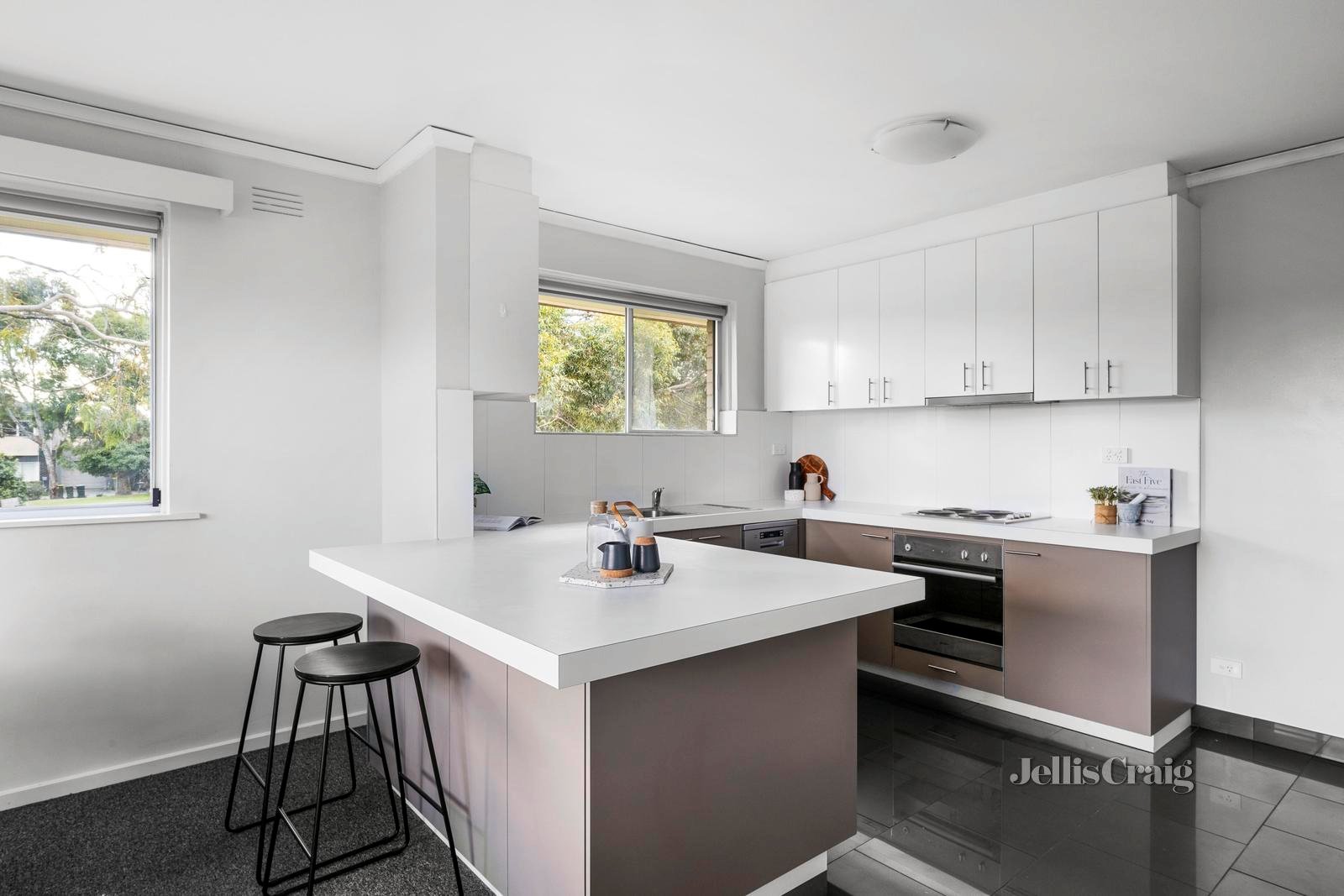 3/305 Rathmines Street, Thornbury image 2