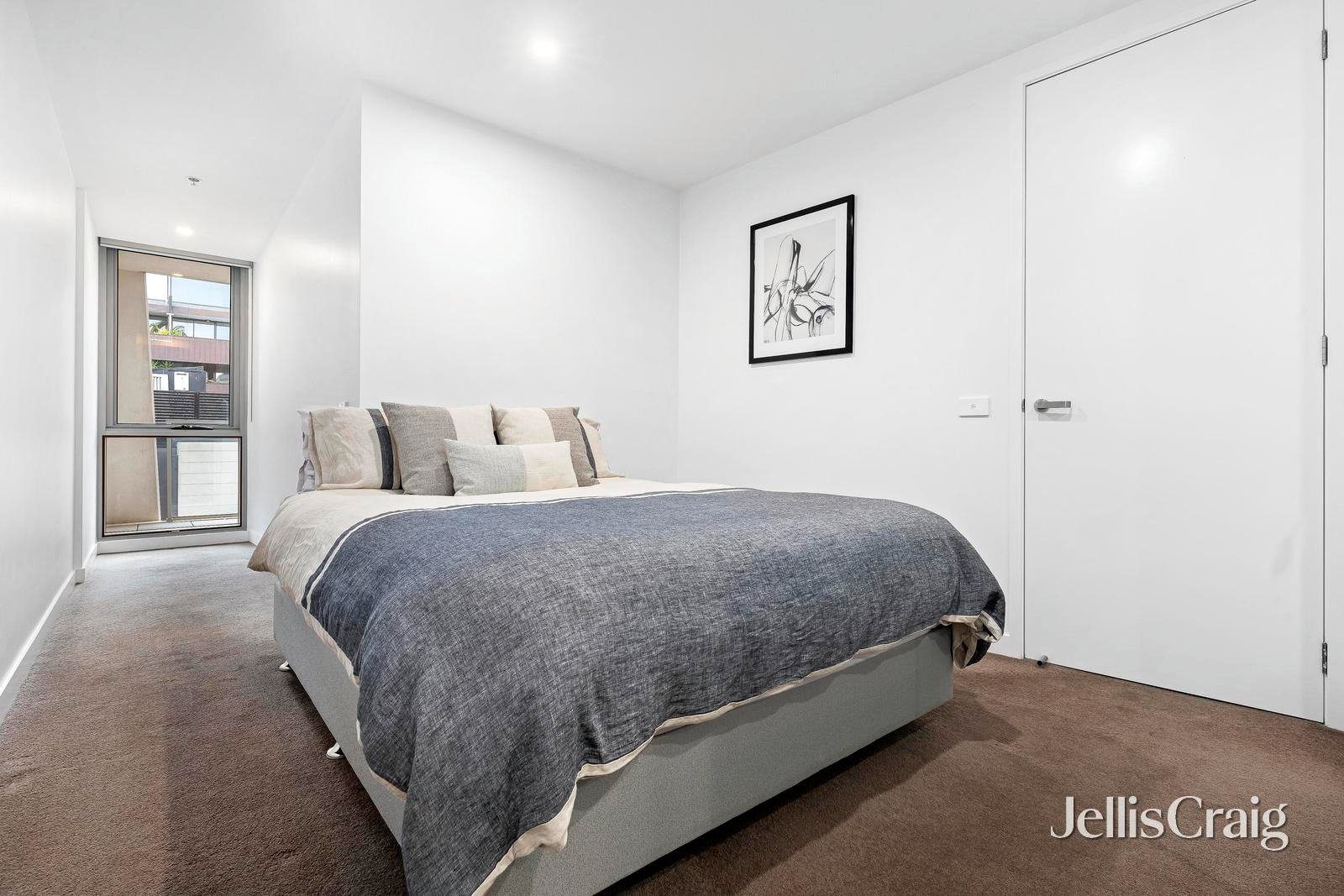 330/70 Nott Street, Port&nbsp;Melbourne image 9