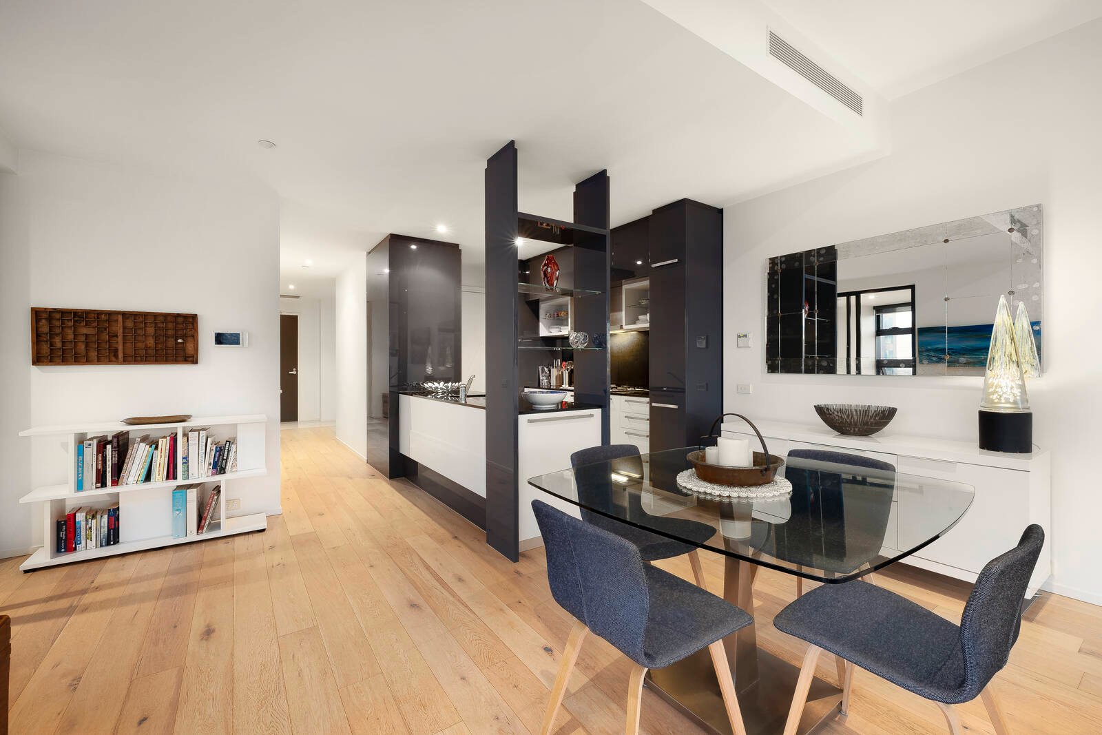 3307/7 Riverside Quay, Southbank image 3