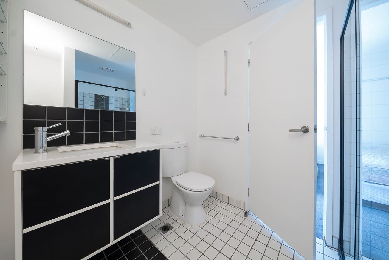 3308 / 31 A’Beckett Street MELBOURNE