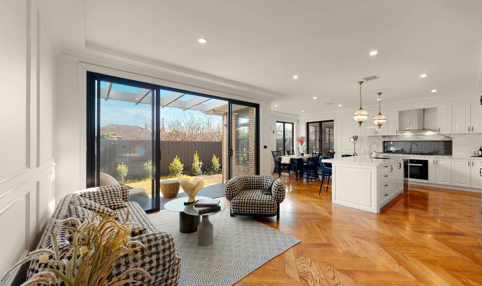 Property Gallery - Main Image