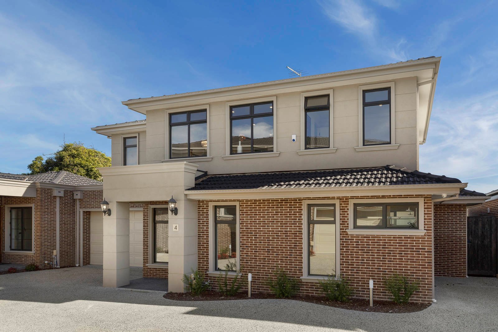 Property Gallery Thumbnail 2