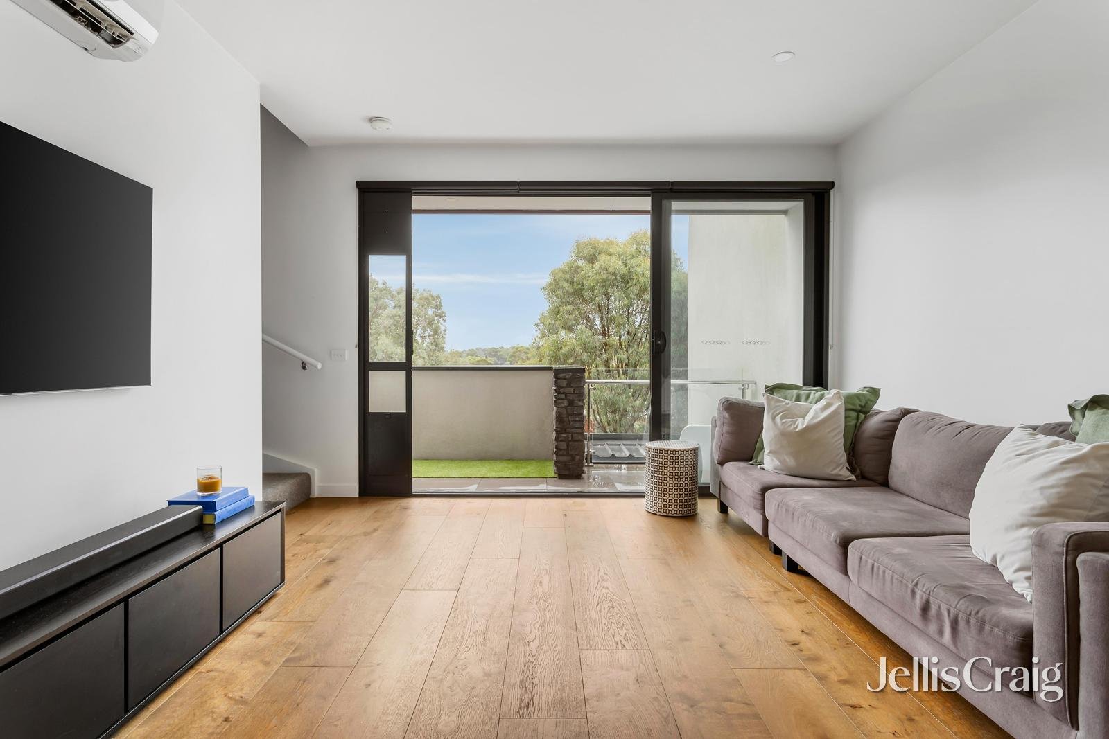 3/31 Dudley Street, Eltham image 3