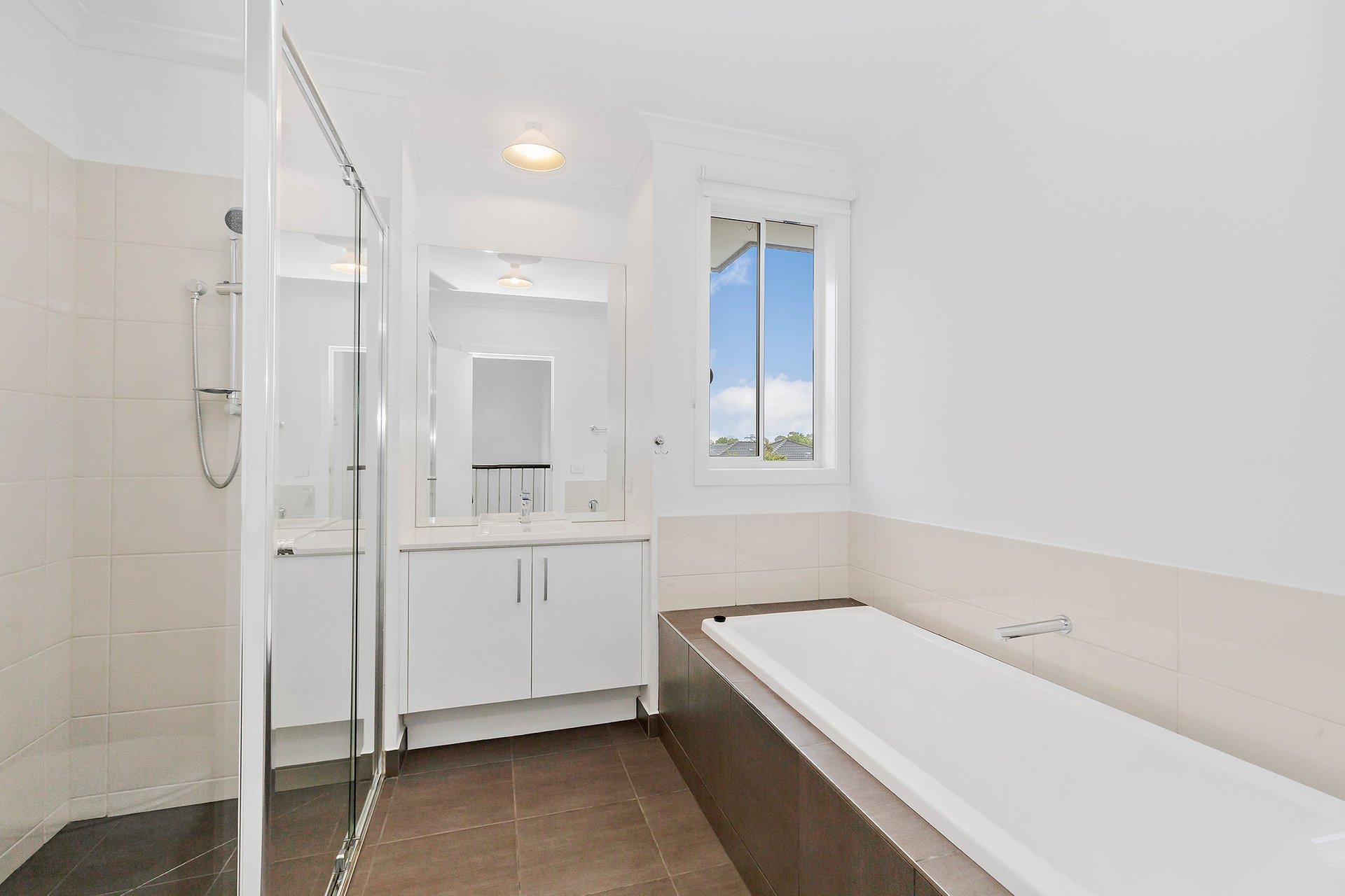 Property Gallery Thumbnail 5