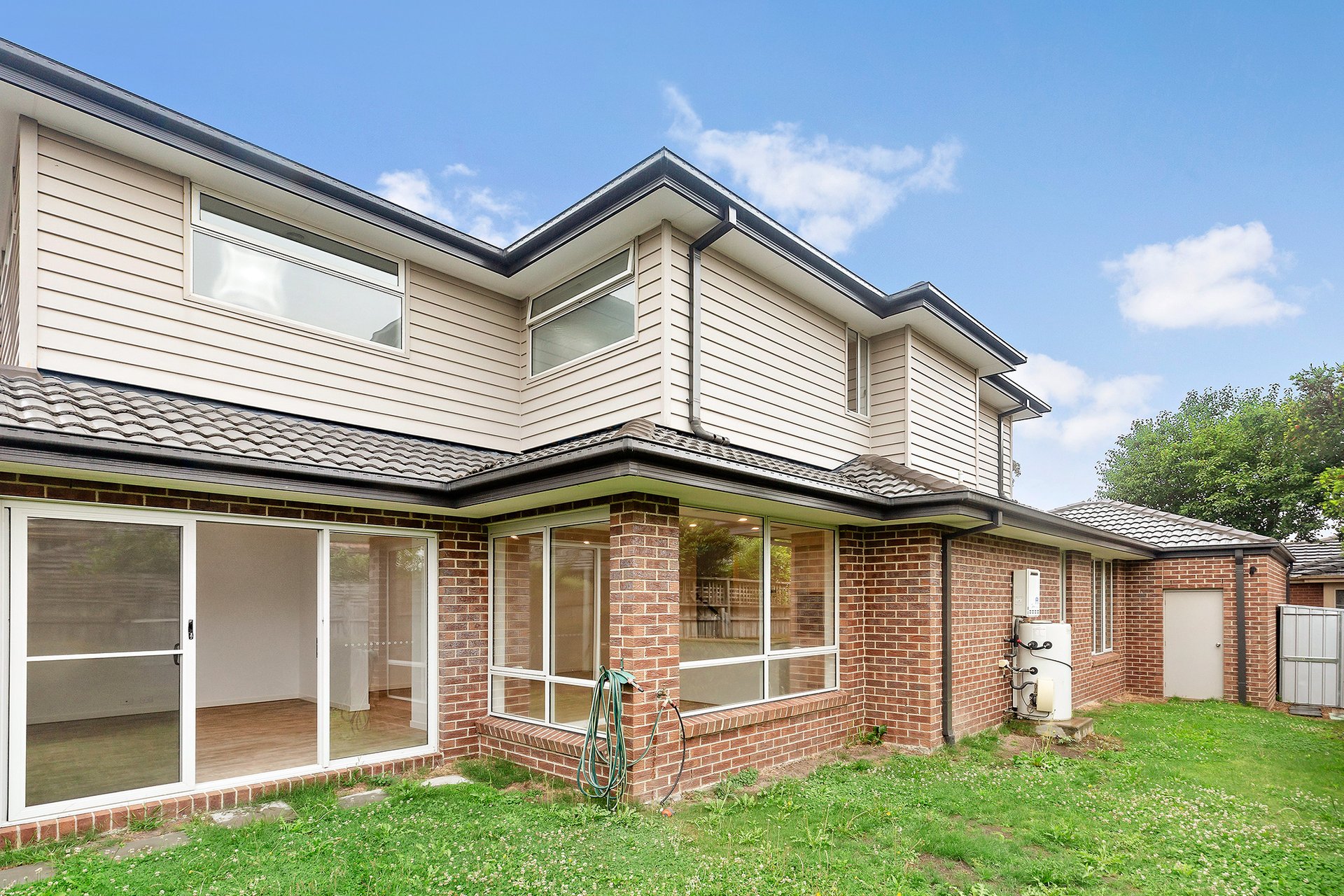 Property Gallery Thumbnail 8