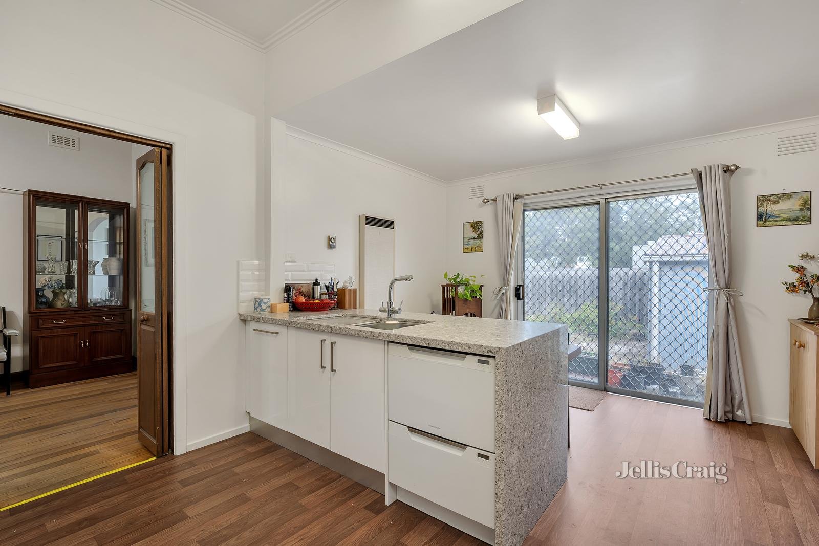 331 Gaffney Street, Pascoe Vale image 5