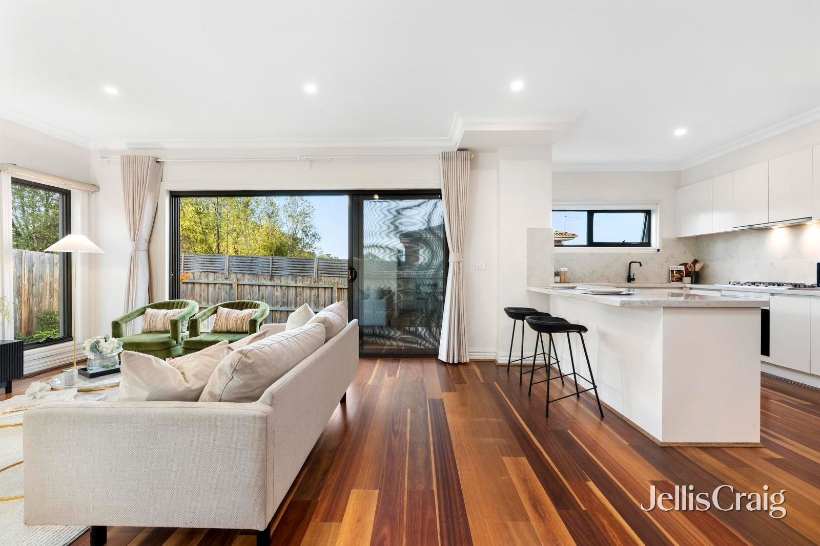 3/31 Remington Drive, Glen&nbsp;Waverley image 3