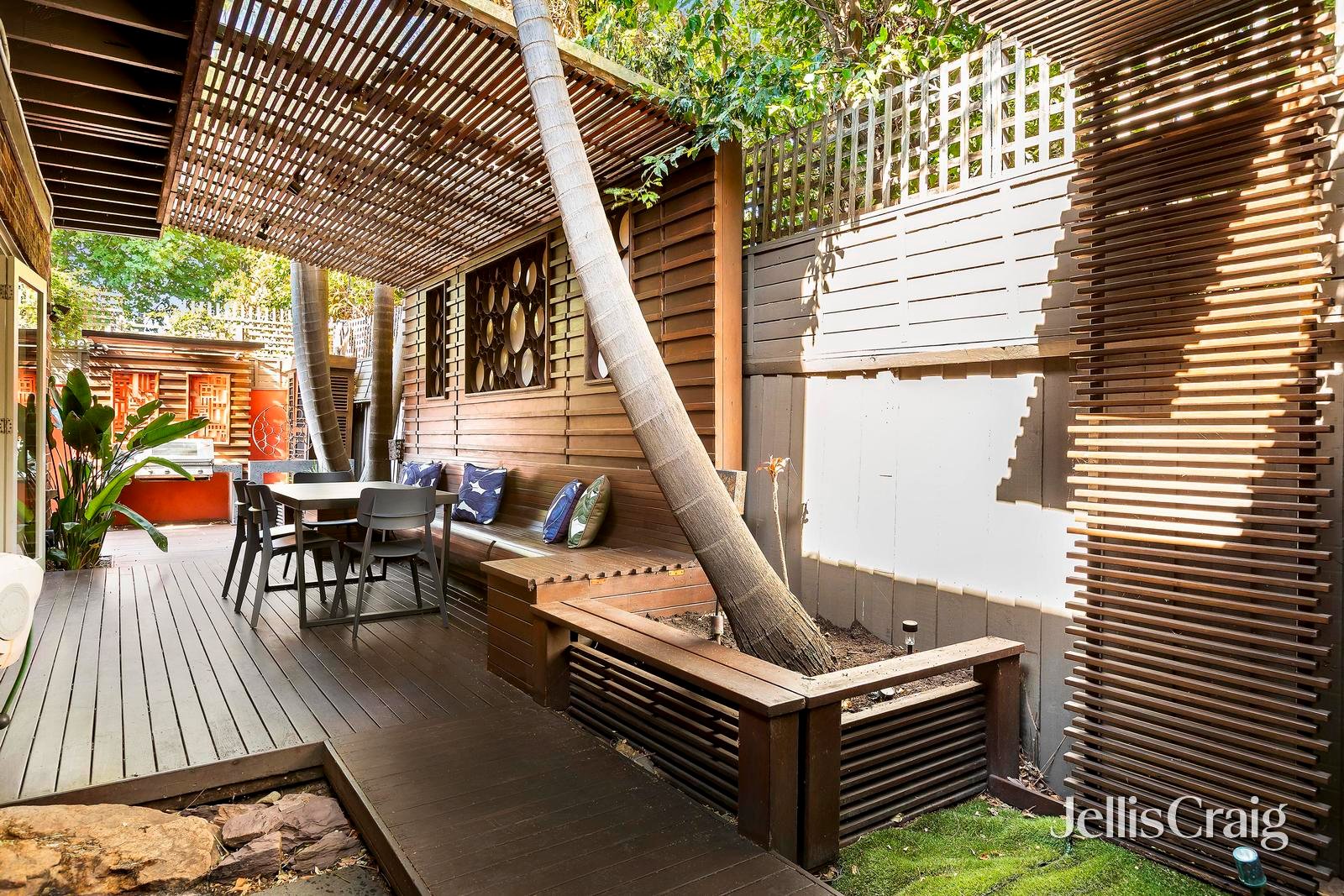 3/319 Barkly Street, Elwood image 2