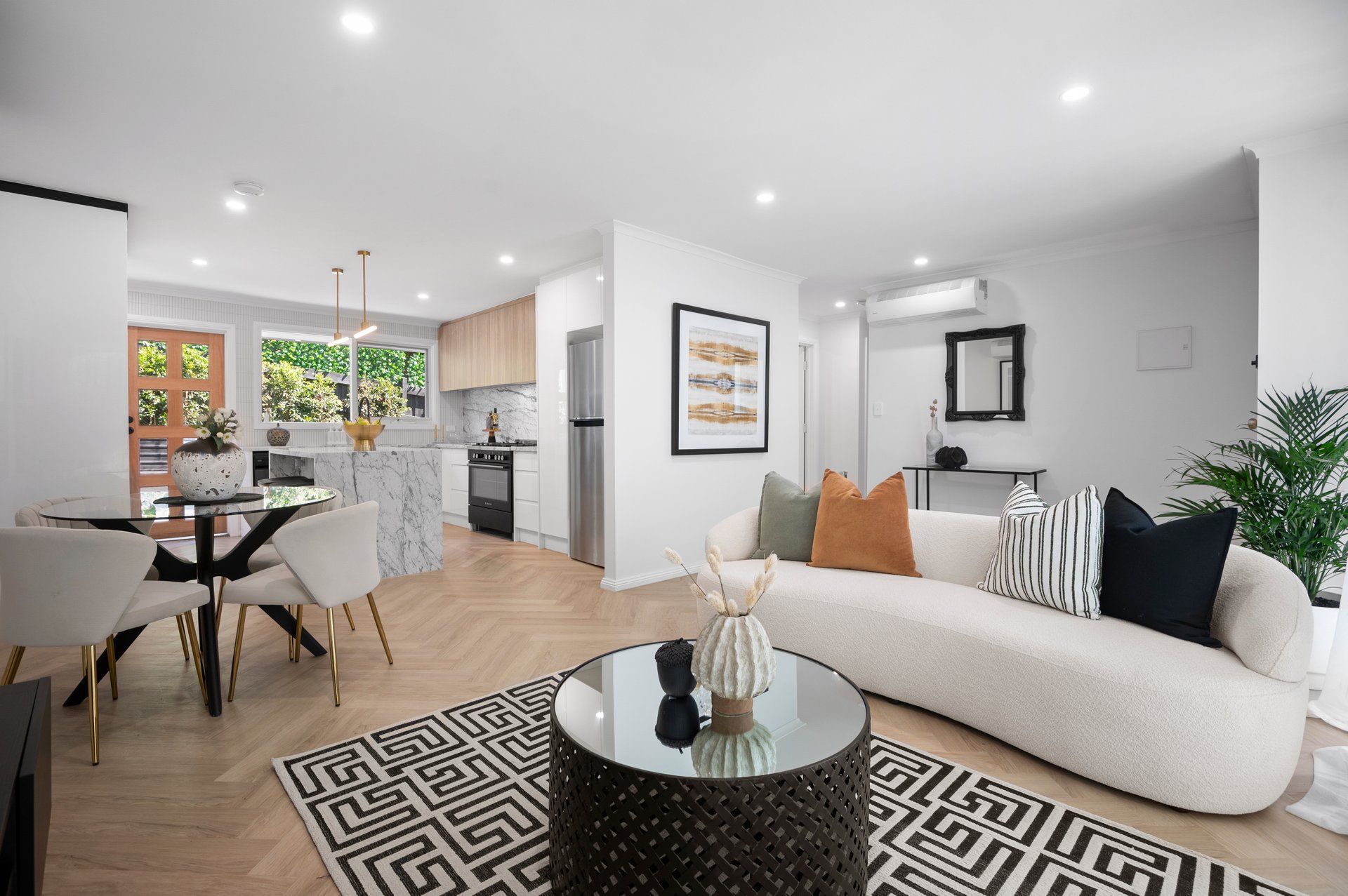 3/32 Florence Road, Surrey&nbsp;Hills image 2
