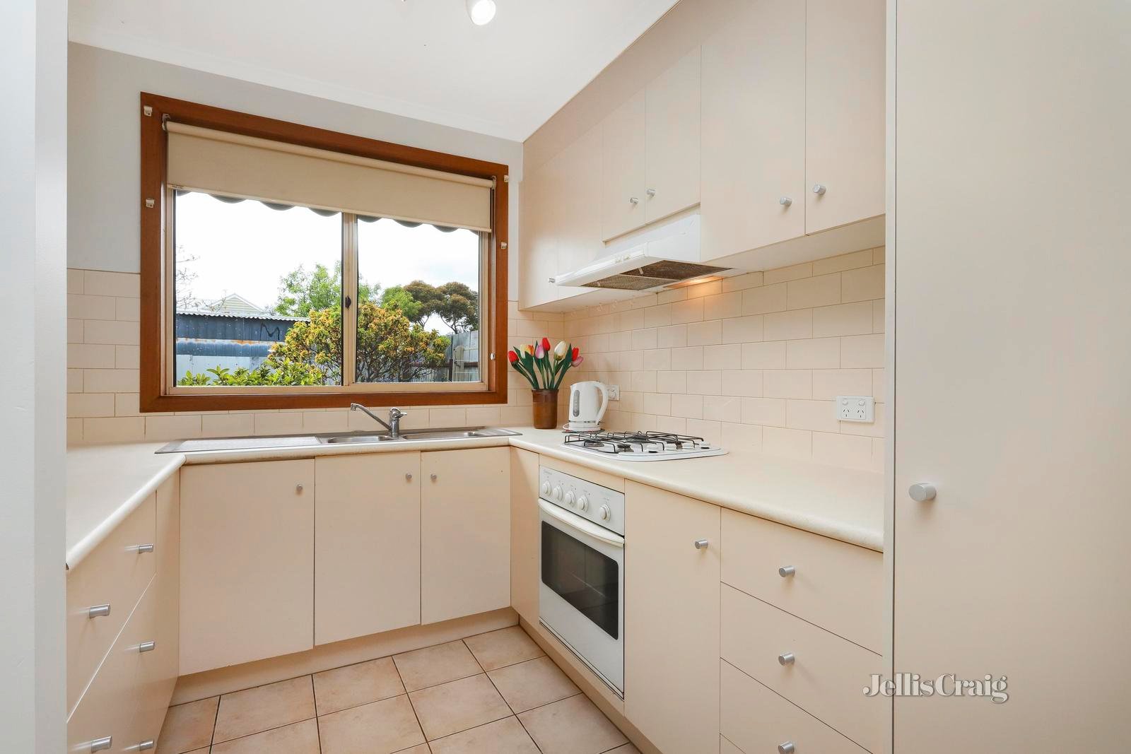 3/32 Johnston Street, Newport image 6