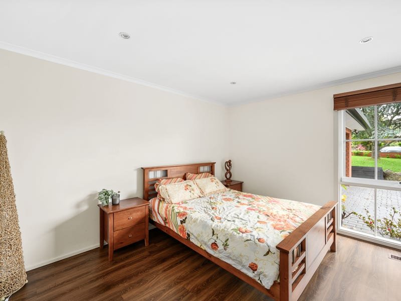 Property Gallery Thumbnail 8