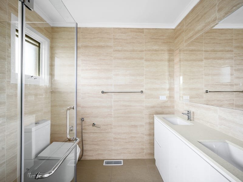 Property Gallery Thumbnail 10