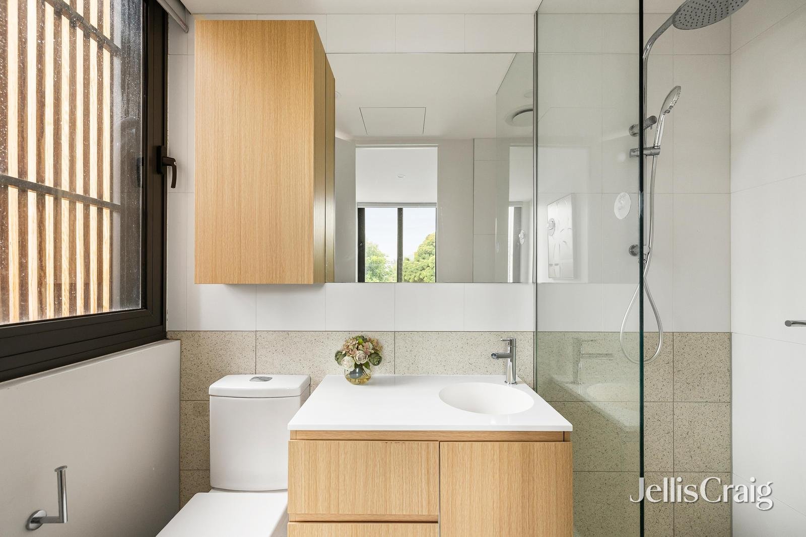 3/32 Prince Edward Avenue, Mckinnon image 10