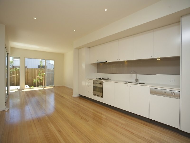 3/32 Princes Street, Williamstown image 2