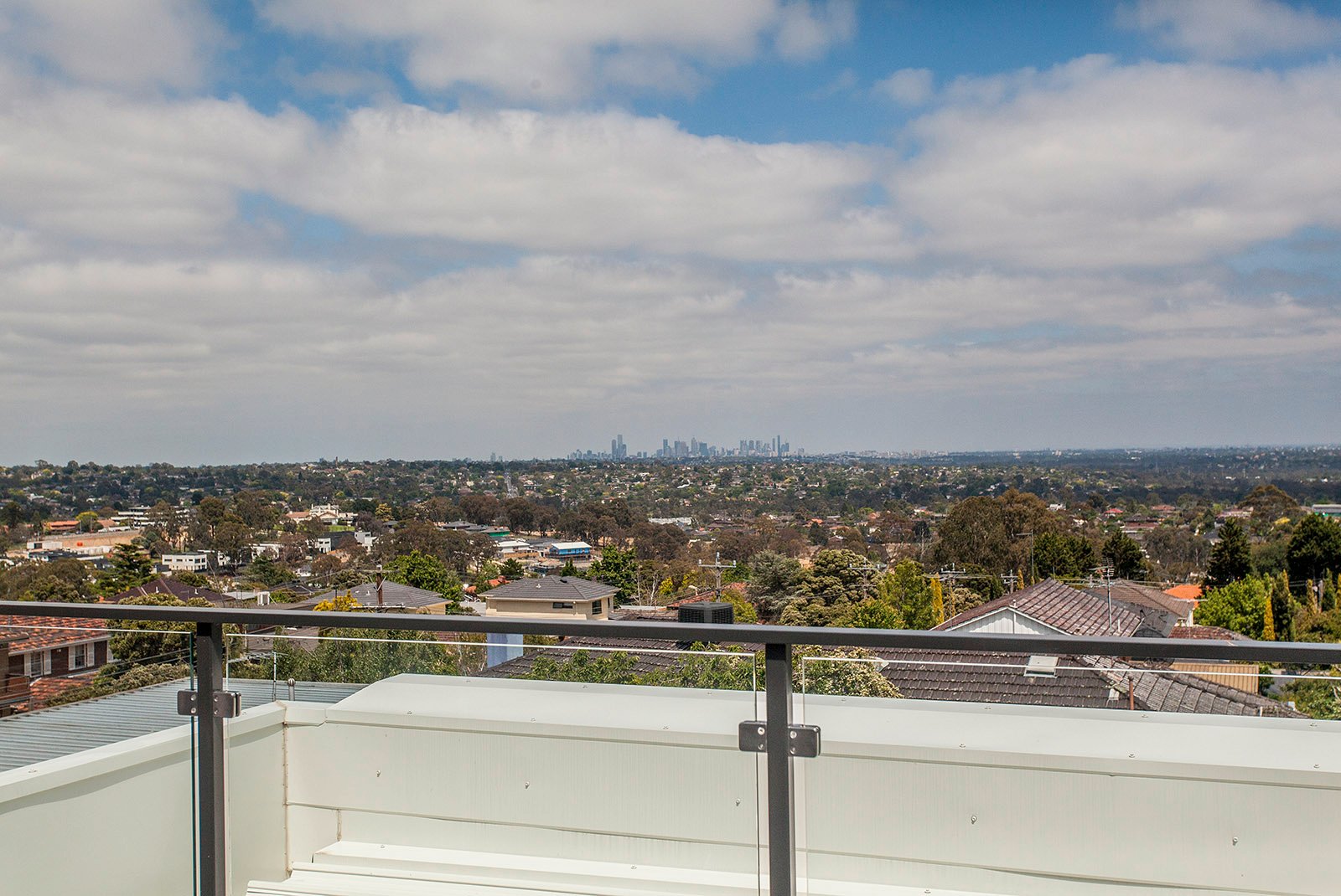 Property Gallery Thumbnail 7