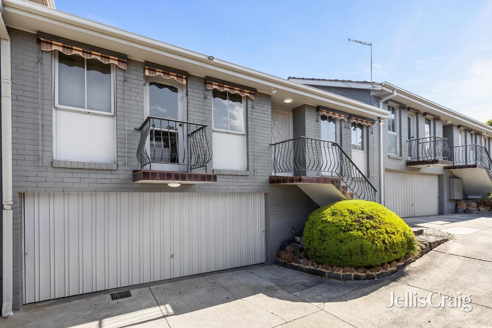 3/32 Strathalbyn Street, Kew East image 1