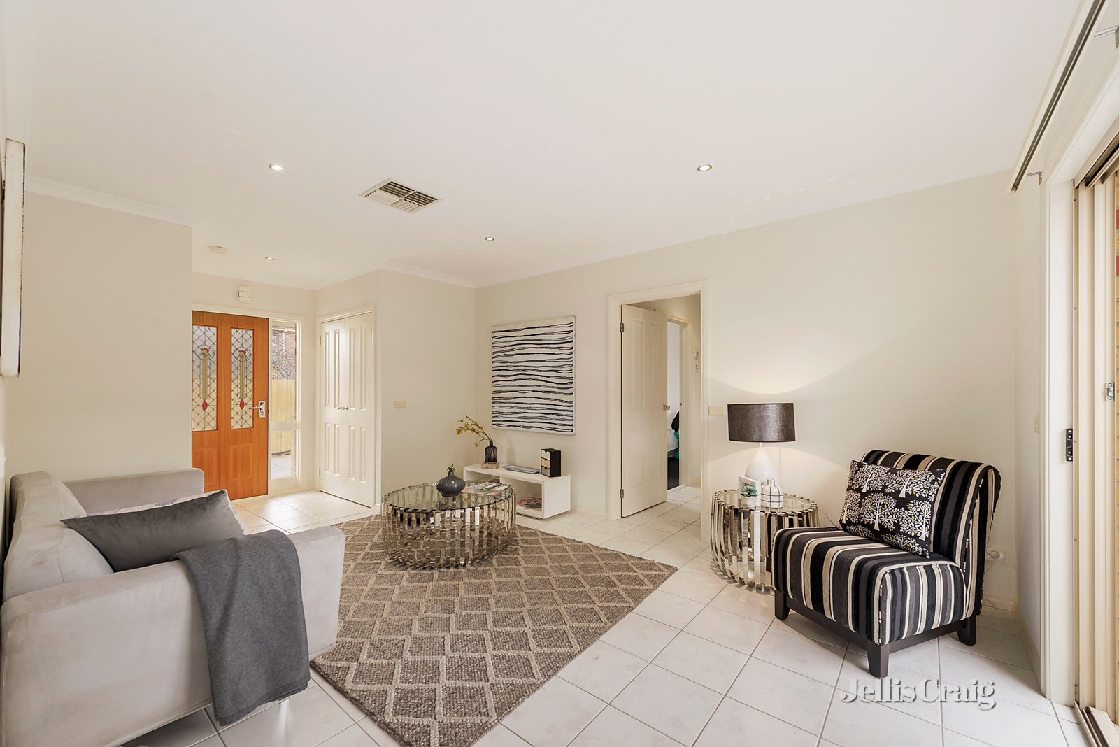 3/32 Waiora Road, Rosanna image 2