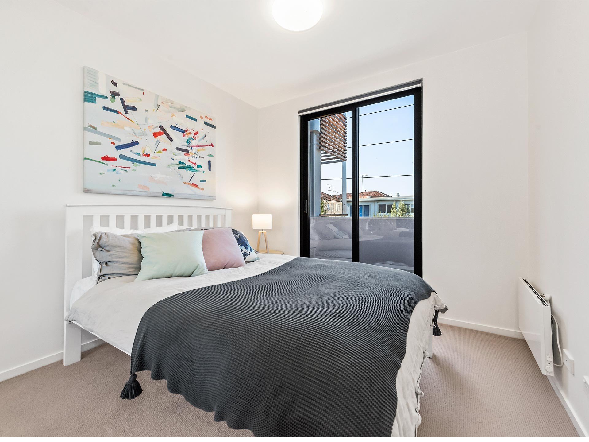 33 / 220 Barkly Street ST KILDA