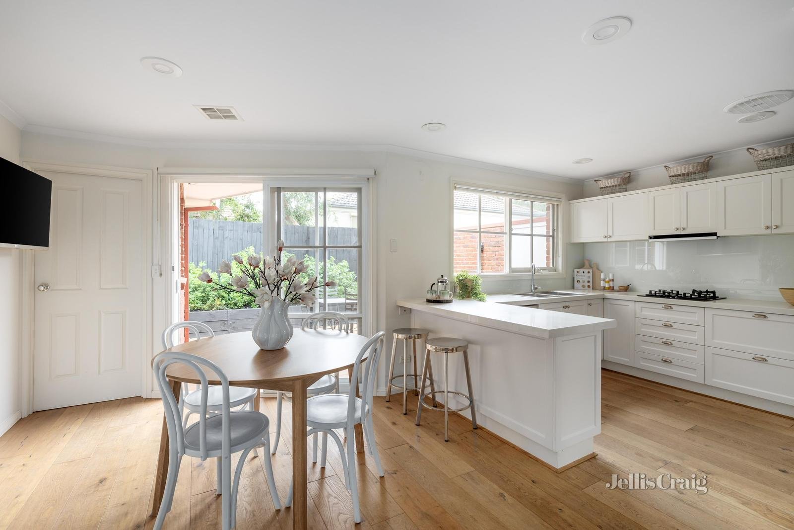 3/33 Belgravia Avenue, Mont Albert North image 5