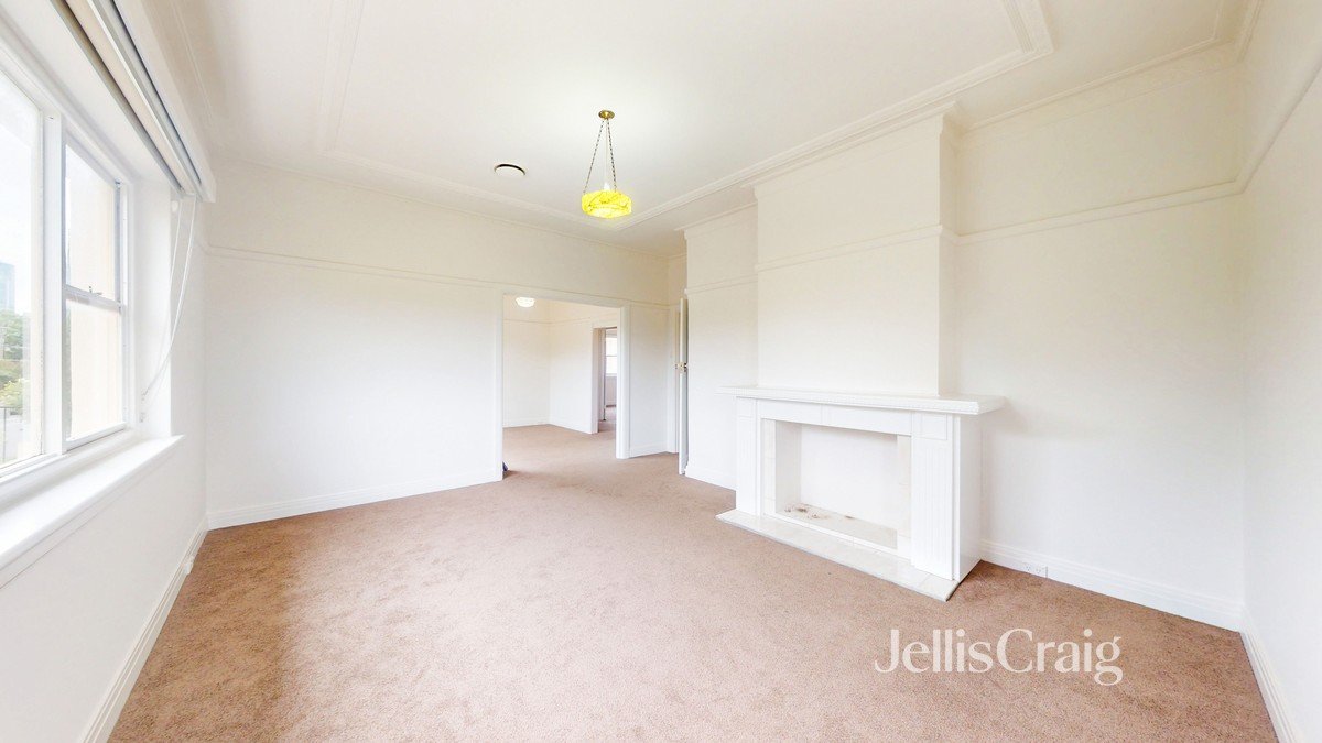 3/33 Bruce Street, Toorak image 3