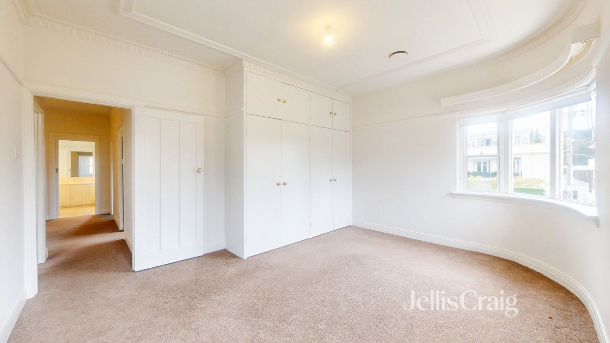 3/33 Bruce Street, Toorak image 5