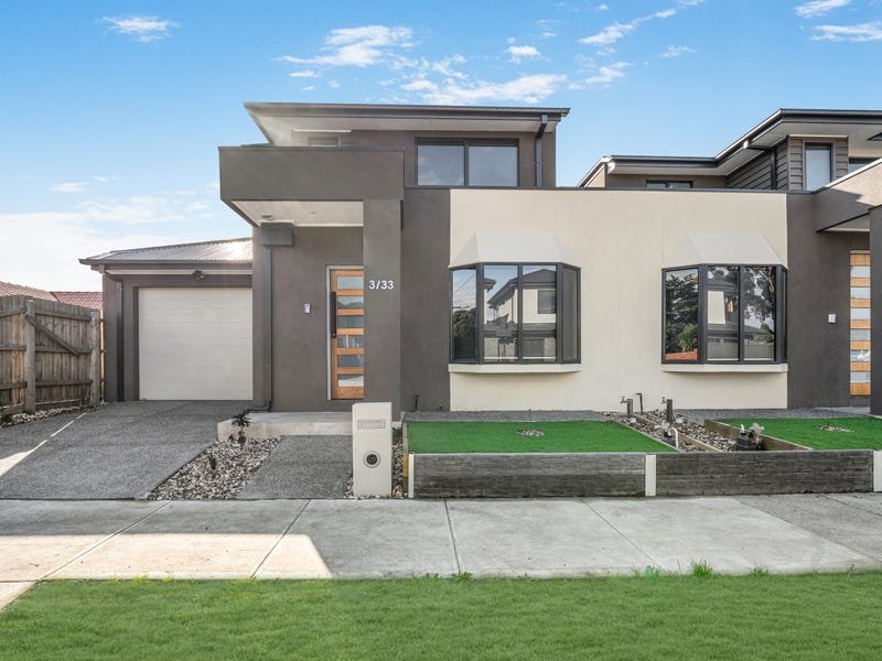 3/33 Spurr Street, Craigieburn image 1