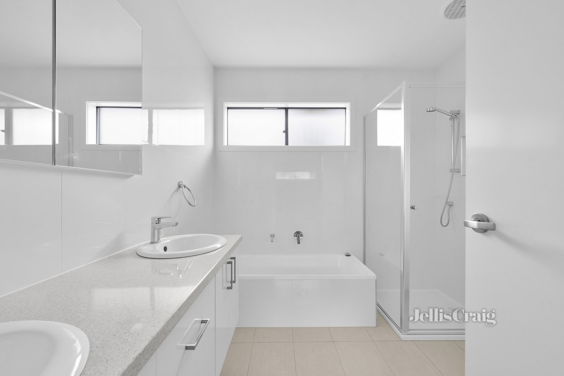 3/33 Thompson Street, Glen Waverley image 8