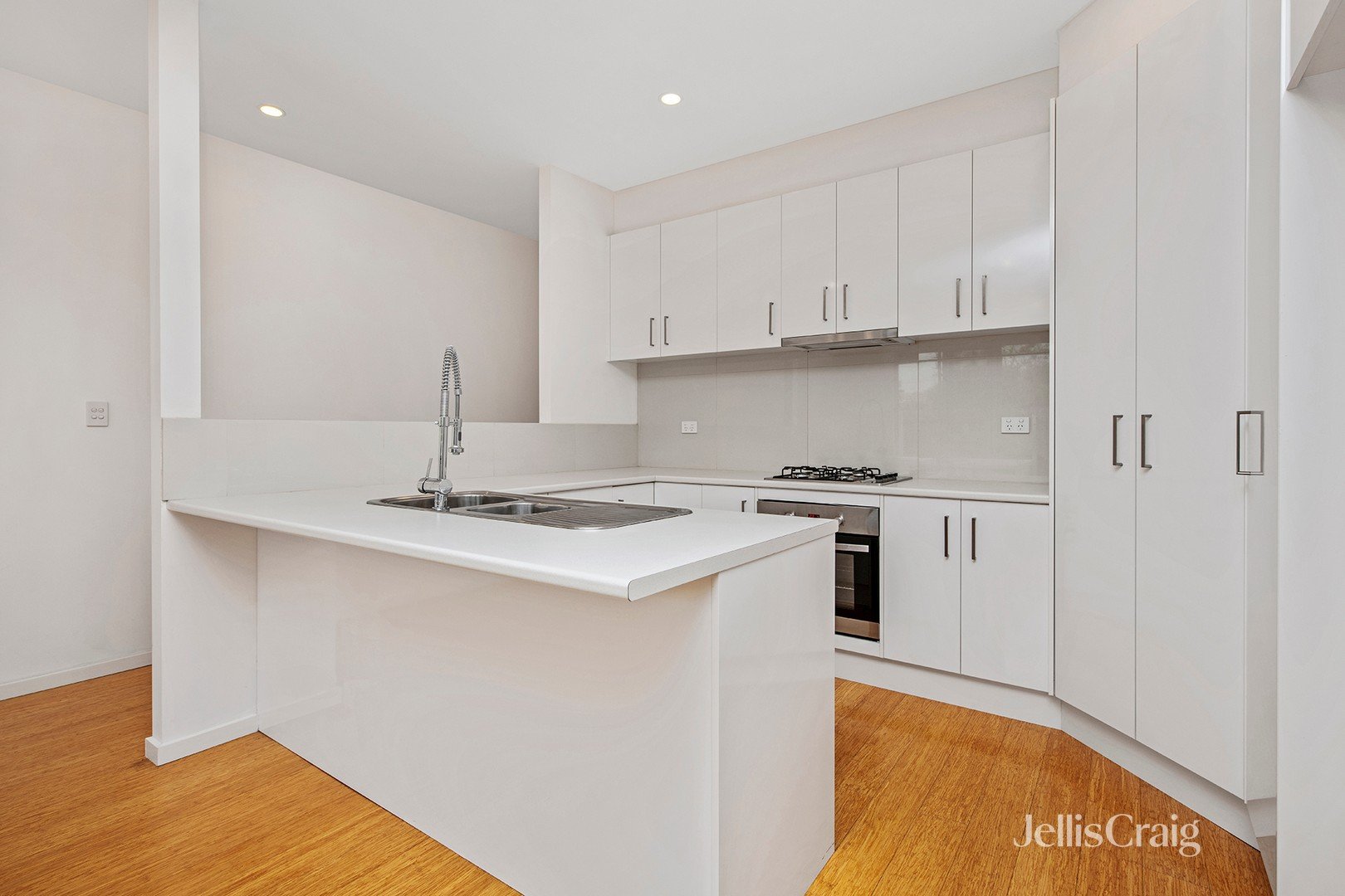 3/33 Upton Street, Altona image 4