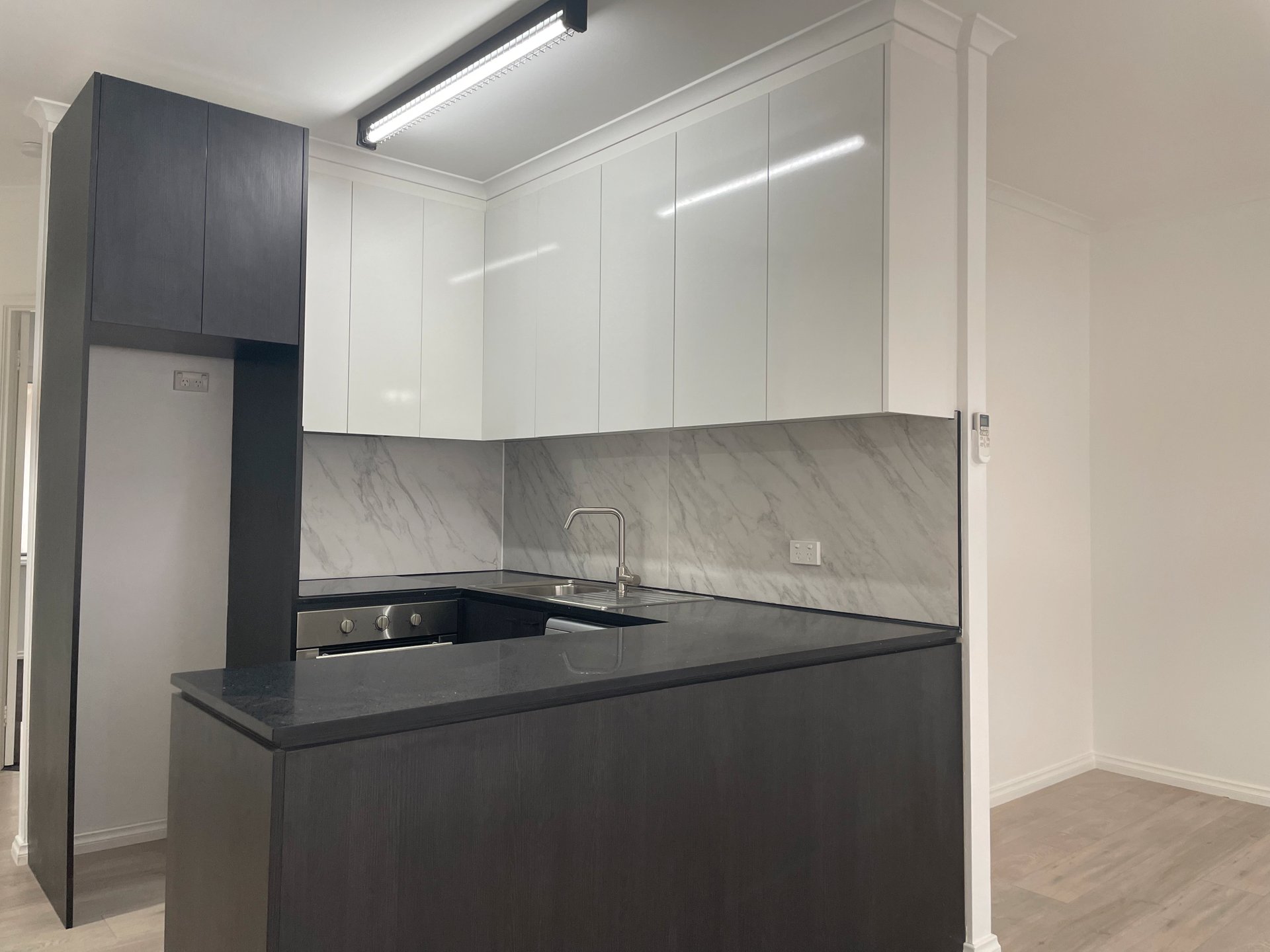 Property Gallery Thumbnail 3