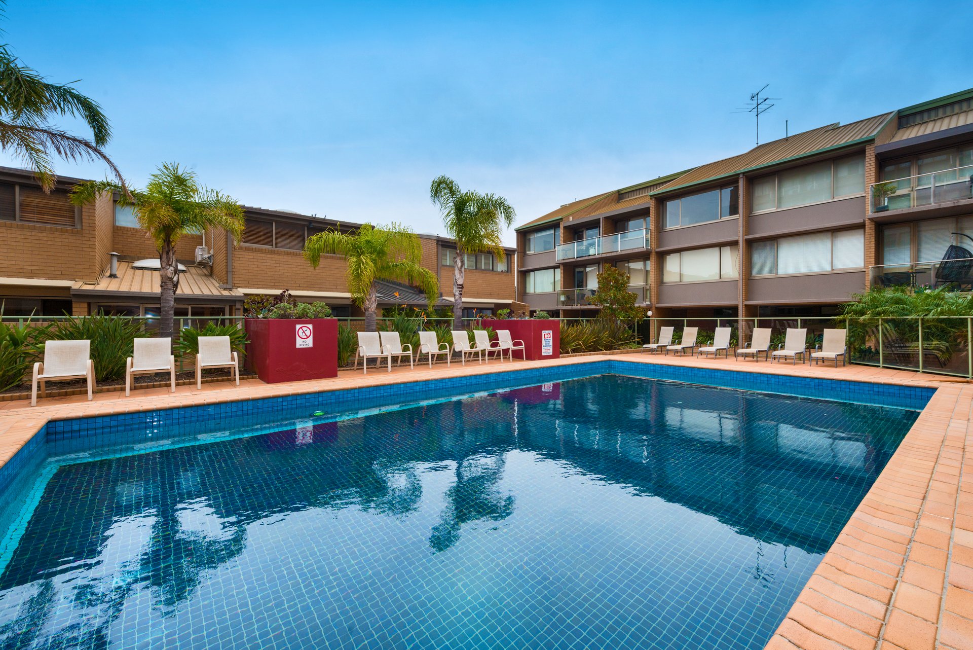 Property Gallery Thumbnail 6
