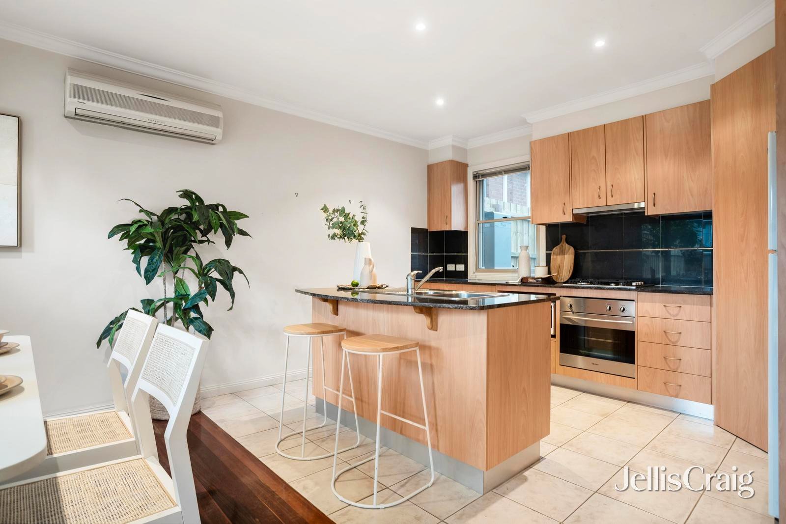 3/34-36 Wilsons Road, Doncaster image 4