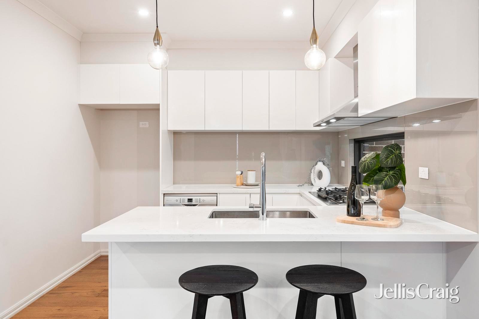 3/34 Ireland Street, Ringwood image 5