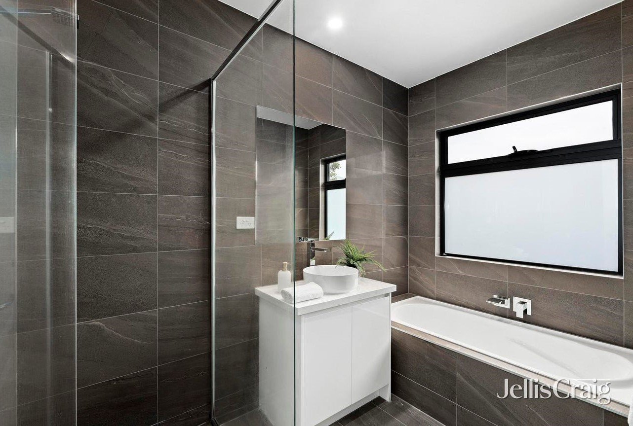 3/34 Ireland Street, Ringwood image 2