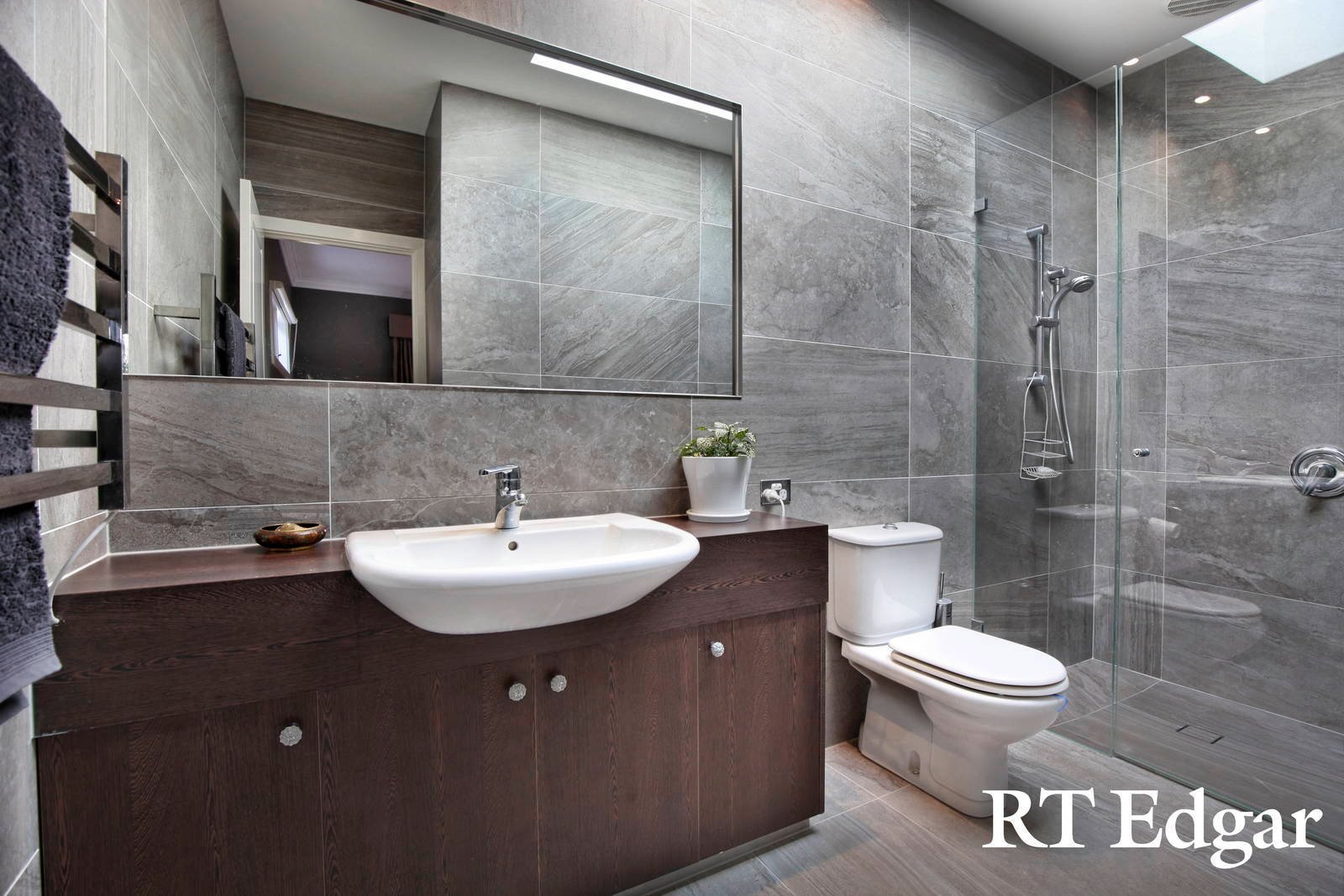 Property Gallery Thumbnail 12