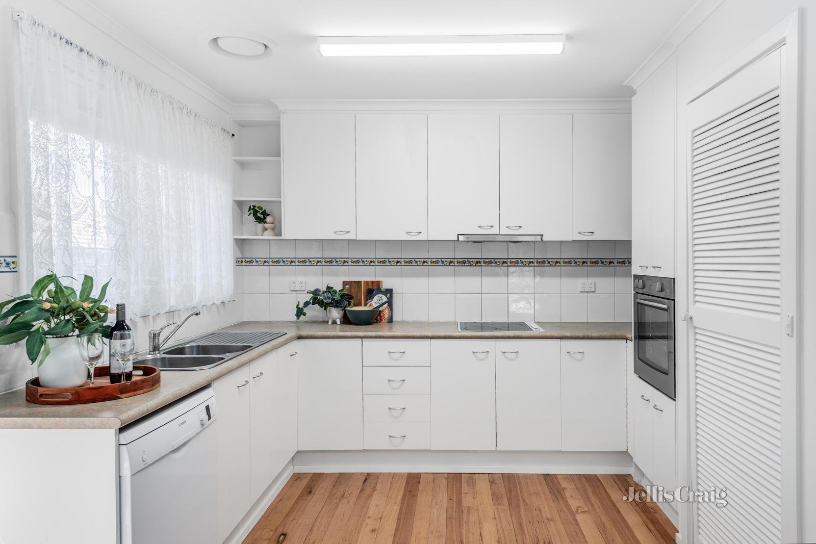 3/343 George Street, Doncaster image 3