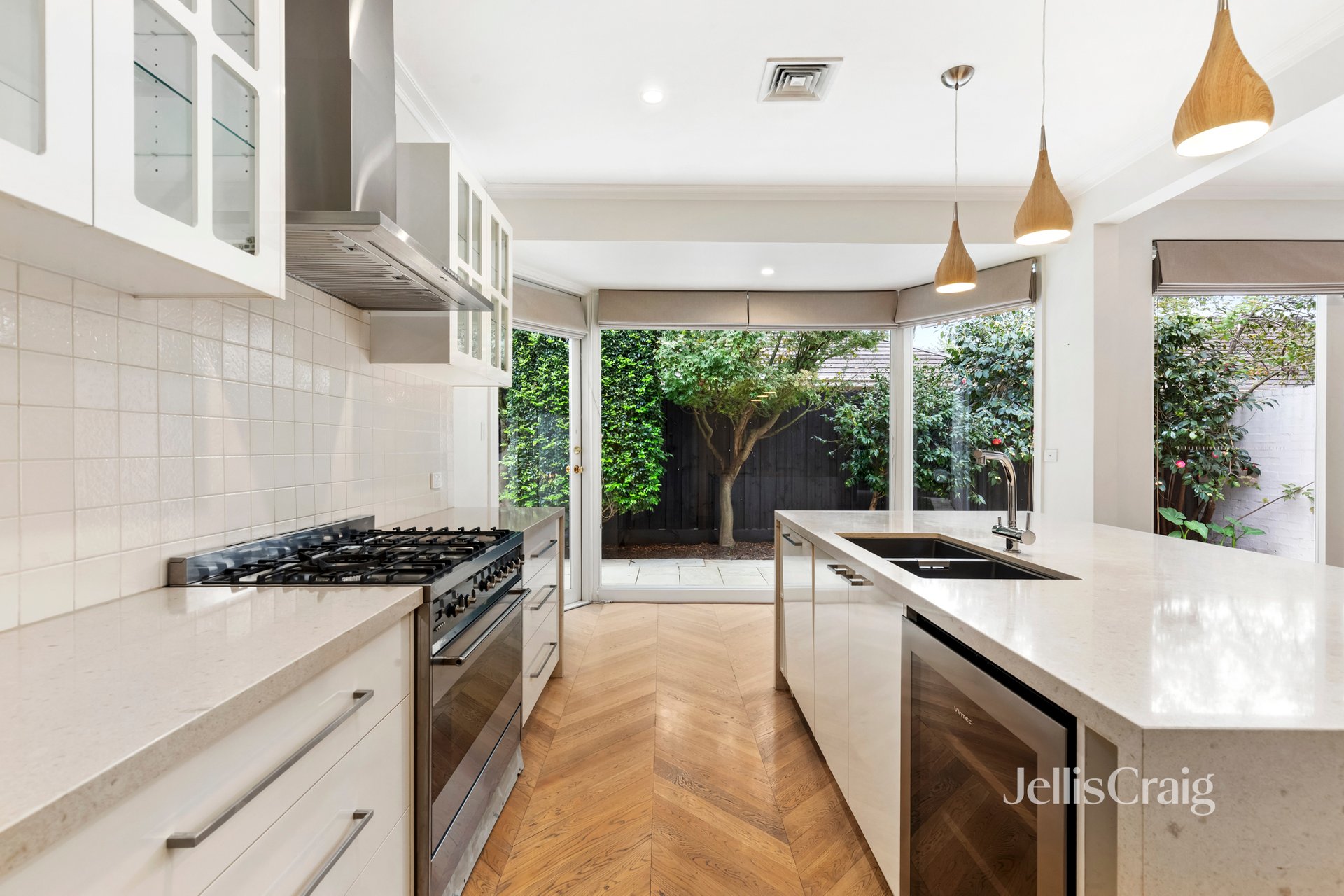 3/349 Glenferrie Road, Malvern image 2
