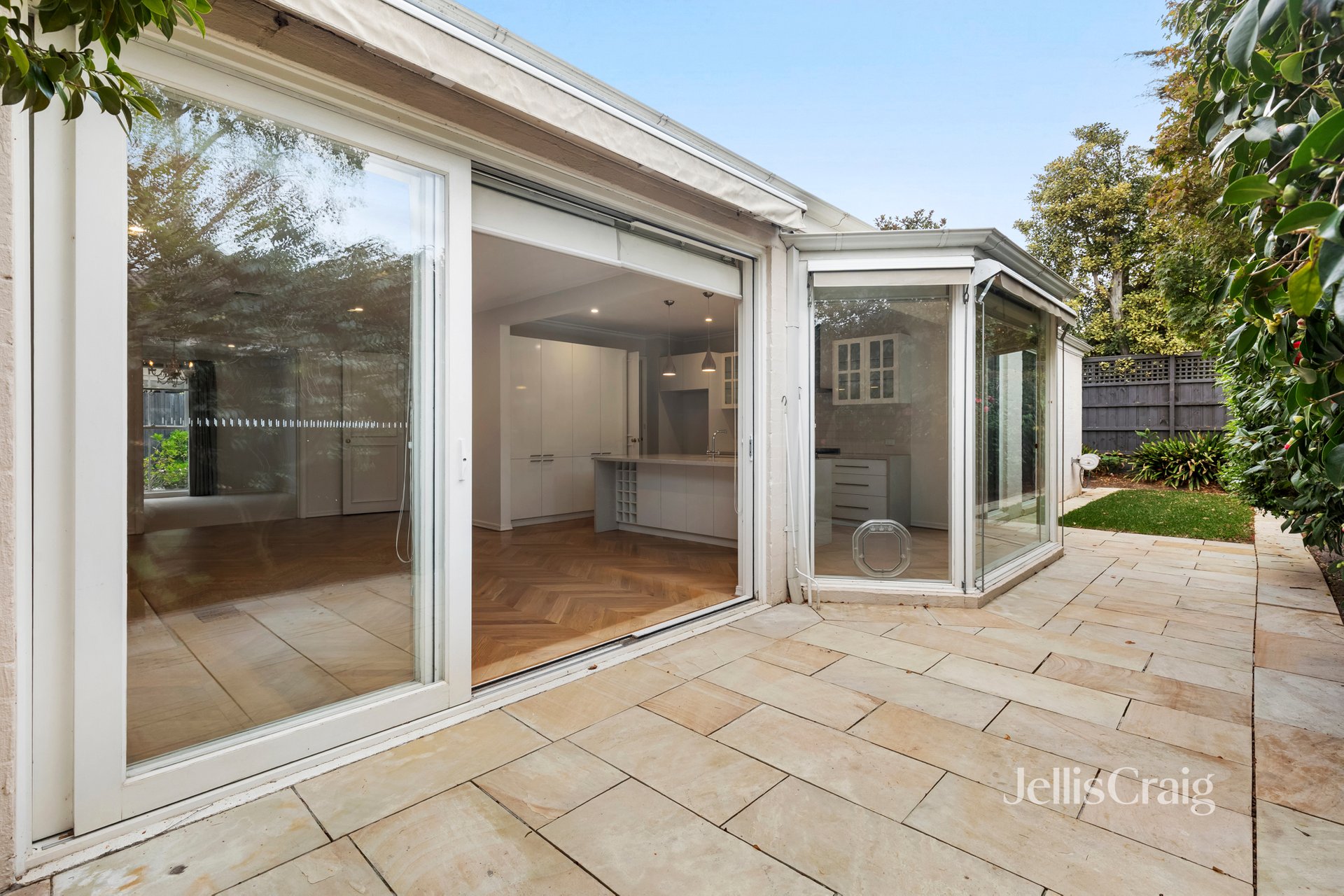 3/349 Glenferrie Road, Malvern image 3